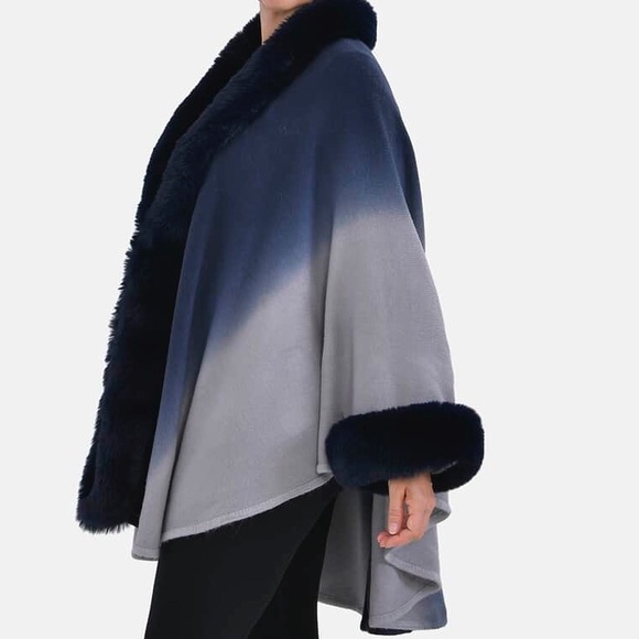 Tamsy Burgundy Ombre Cape with Faux Fur Trim - One Size Fits Most💕 - Picture 4 of 4